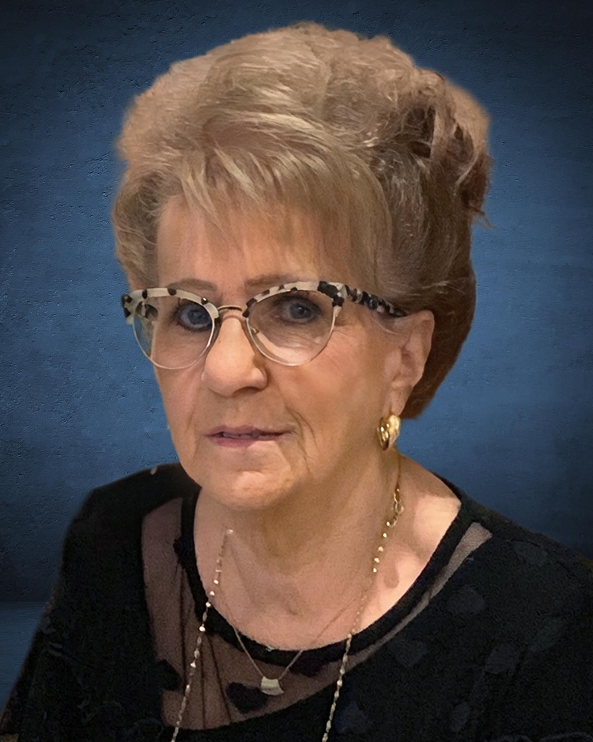 Mme Véronique GIRARD