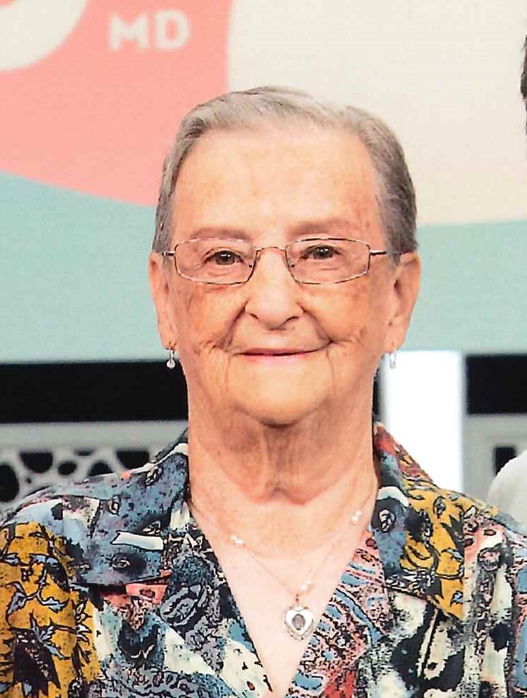 Mme France CÔTÉ