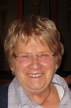 Mme Nicole PINEAULT