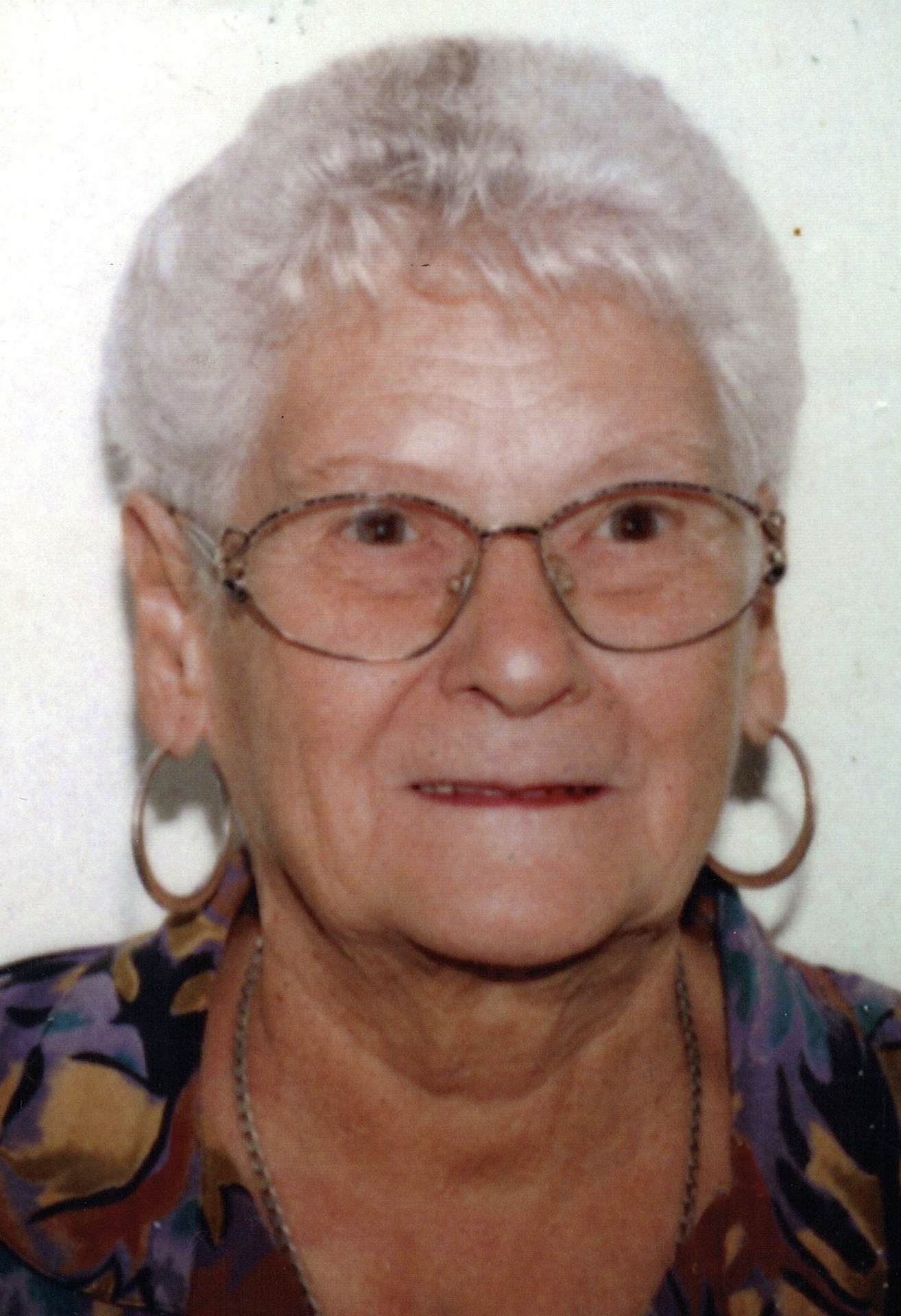 Mme Marie-Ange GAGNON