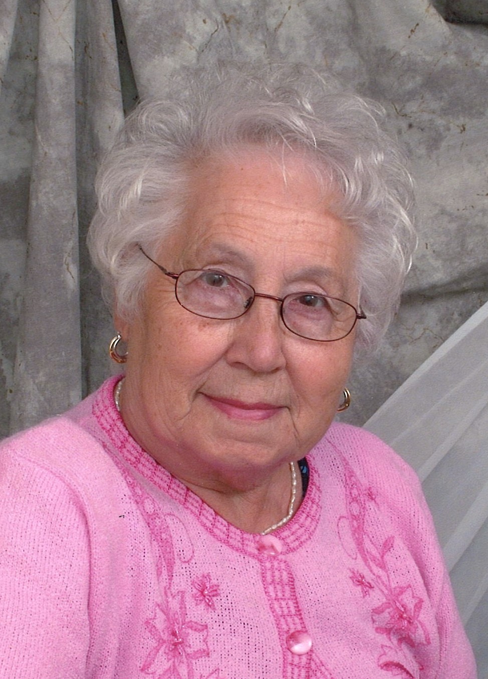 Mme Colombe TREMBLAY