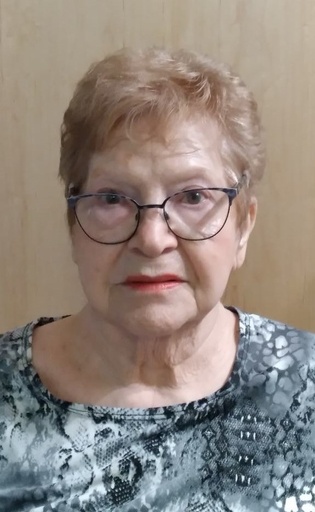 Mme Madeleine CLAVEAU