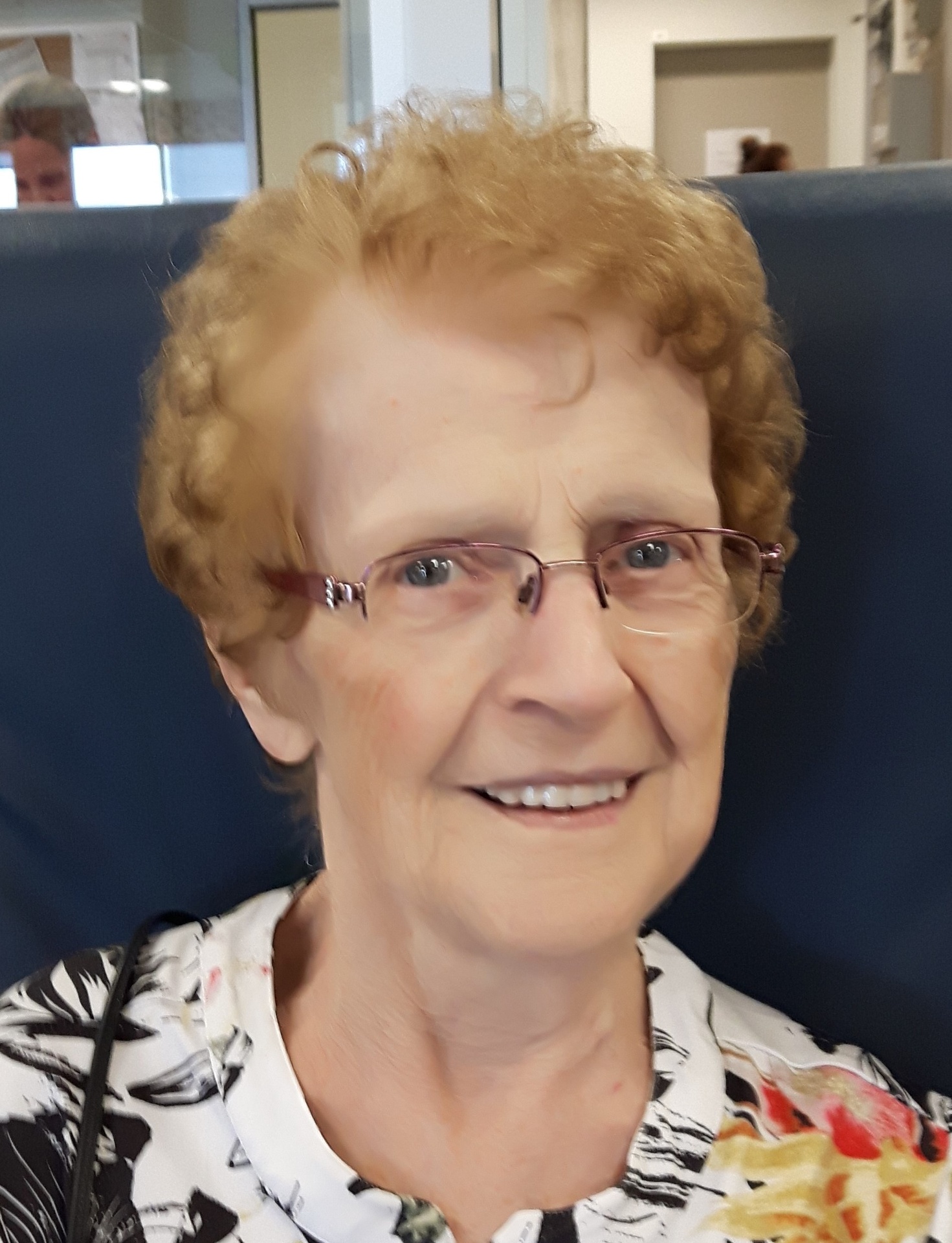 Huguette JUNEAU