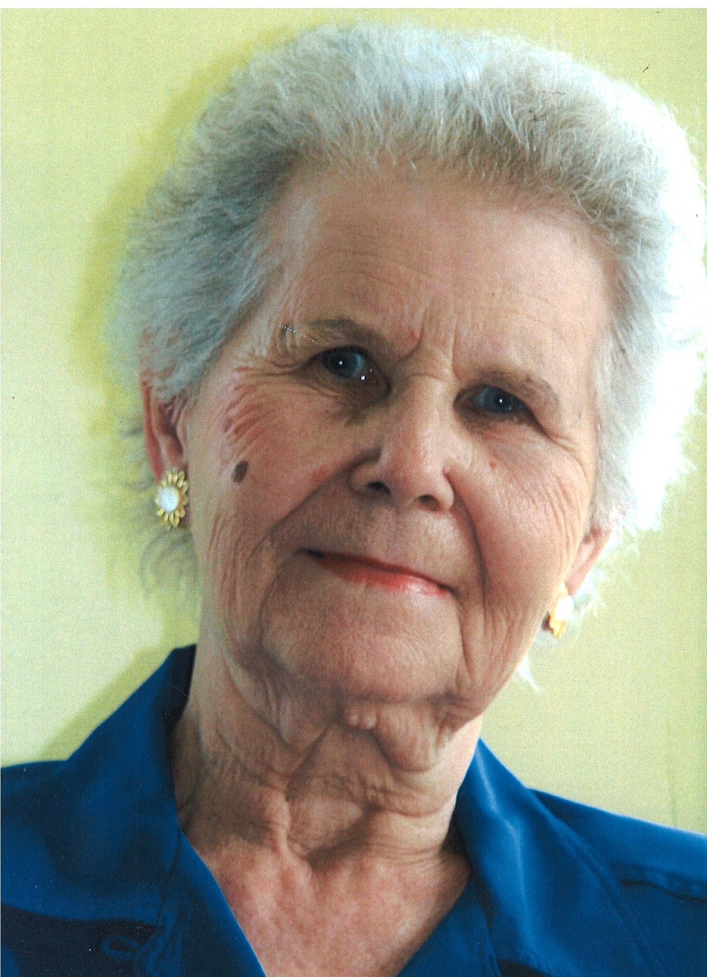 Lorraine CÔTÉ